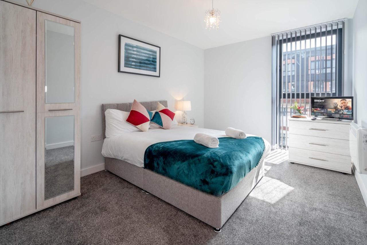New Build - 2 Bed Snug Modern Apartment - Juliet Balcony - Roof Top Terrace - Digbeth, Birmingham City Centre - Free Netflix & Smart Tv Экстерьер фото