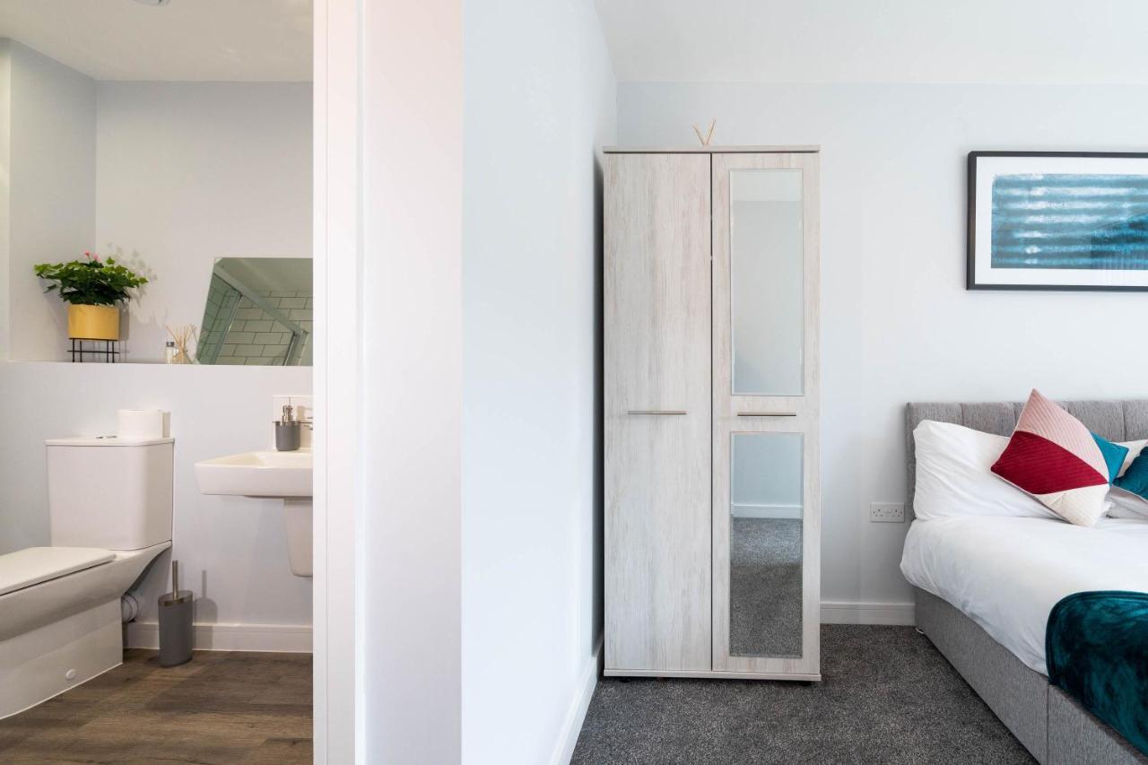 New Build - 2 Bed Snug Modern Apartment - Juliet Balcony - Roof Top Terrace - Digbeth, Birmingham City Centre - Free Netflix & Smart Tv Экстерьер фото