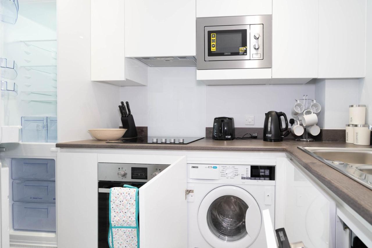 New Build - 2 Bed Snug Modern Apartment - Juliet Balcony - Roof Top Terrace - Digbeth, Birmingham City Centre - Free Netflix & Smart Tv Экстерьер фото