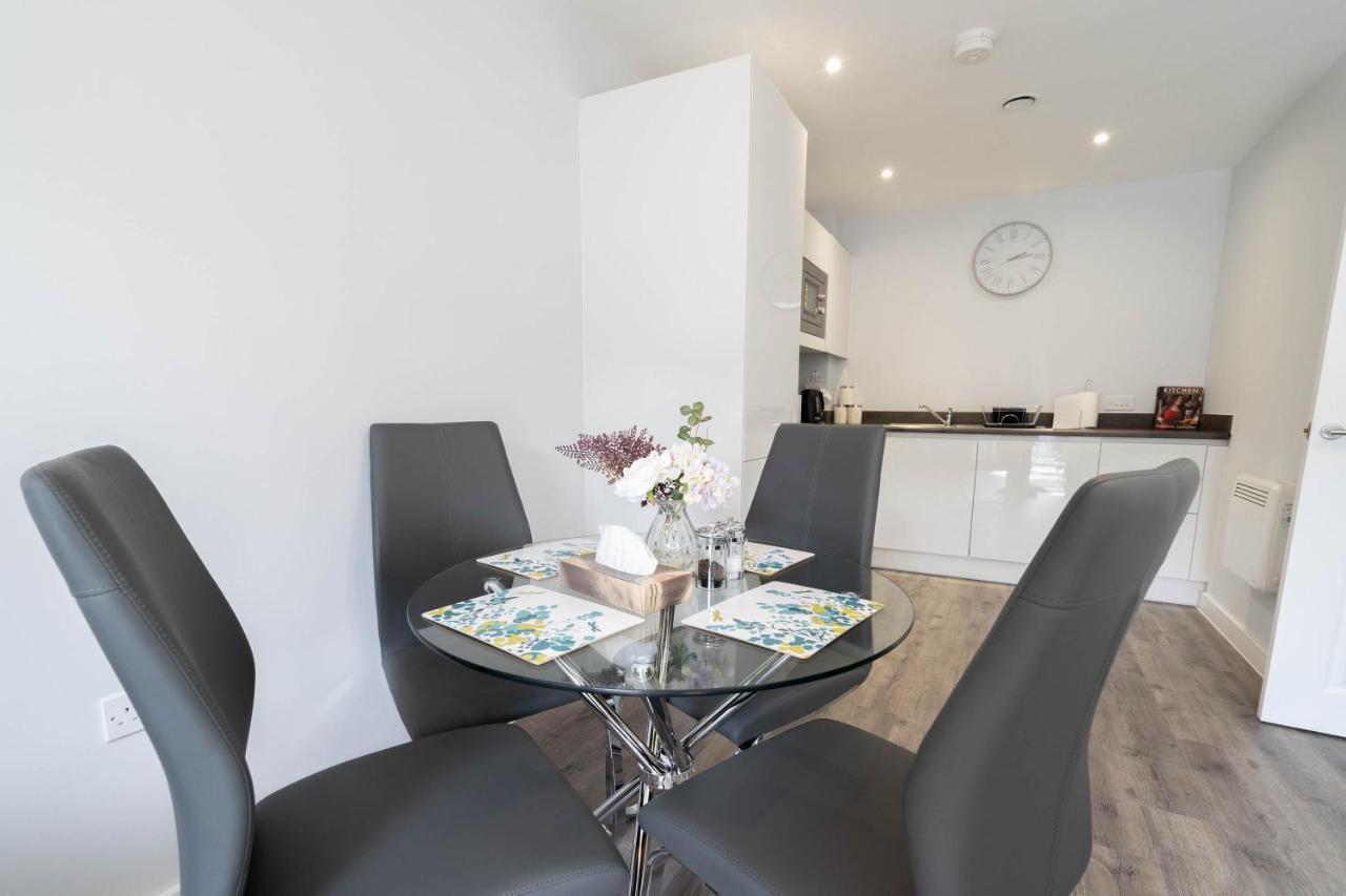 New Build - 2 Bed Snug Modern Apartment - Juliet Balcony - Roof Top Terrace - Digbeth, Birmingham City Centre - Free Netflix & Smart Tv Экстерьер фото